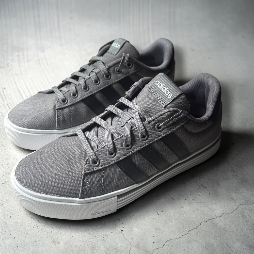 Adidas Daily 4.0 Women's Grey Canvas Low Top Skate Sneakers IF4493 Size 7.5